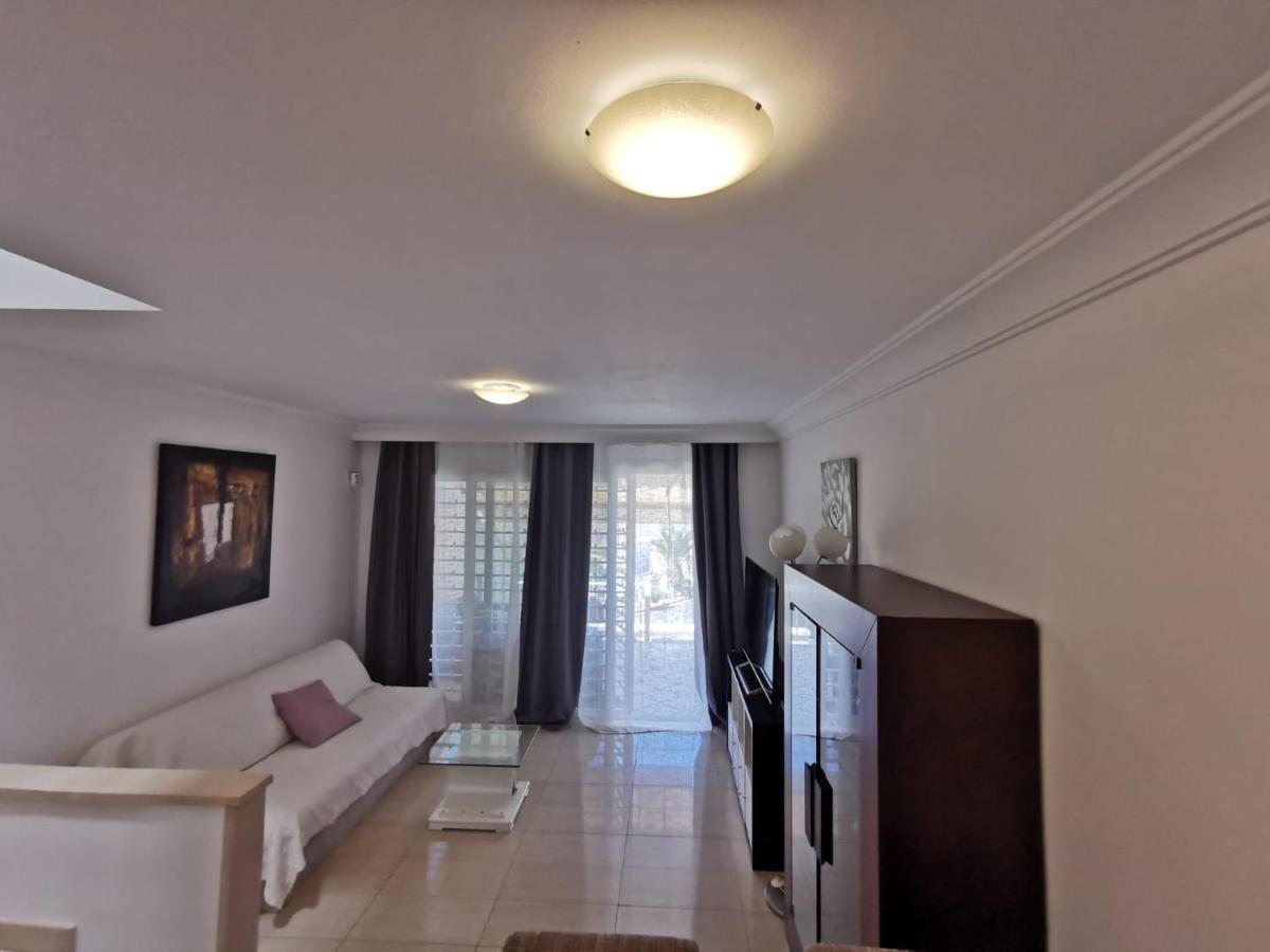 Relax And Enjoy In Tenerife Sud! Villa Chayofa Екстериор снимка